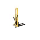 Empilhadeira manual garfo fixo 0,5 tonelada(0,5 tf) EM050 VONDER Empilhadeira manual garfo fixo 0,5 tonelada(0,5 tf) EM050 VONDER