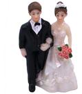 Enfeite Casal Noivos Noiva Segurando Buquê De Flores 6.5cm