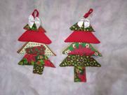 Enfeite de parede Árvore natal... confeccionada em tricoline 35cm de altura e 20 cm de largura