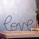 Enfeite Decorativo de Metal Love Com Base Em Madeira 20x36x5,5 cm F01 - D'Rossi Enfeite Decorativo de Metal Love Com Base Em Madeira 20x36x5,5 cm F01 - D'Rossi