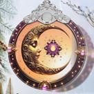 Enfeite suspenso Jocidea Sun Moon Stained Glass 7x9 cm