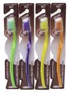 Escova de Dentes 19Cm Média Adulto c/ Capa Cerdas Ponta Polidas e Cabo de Cores Sortidas e Limpador