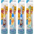 Escova de dentes Oral-B Baby Pooh Characters de 0 a 3 anos, pacote com 4