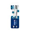 Escova Dental Oral B Pro Saúde 7 Benefícios Com 2 Unidades