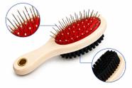 Escova Dupla Pet Cabo de Madeira 17cm para Cães e Gatos Remove Pelos e Desembaraça