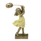 Escultura Estatueta Estátua Menina Balões Resina Decoração Enfeite Casa Sala Quarto Escritório Mesa Rack Estante Balão Bexiga Decorativa Criado Luxo