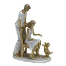 Escultura Familia Casal e Cachorrinho Em Resina Escultura Familia Casal e Cachorrinho Em Resina