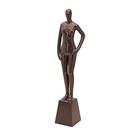 Escultura Homem Em Pé em Cerâmica Preto - Decorafast MT