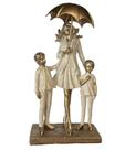 Escultura Mãe Com Dois Meninos Em Resina