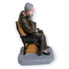 Escultura Padre Pio sentado 11 cm em resina