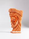 Escultura rosto de homem lapidado em calcita laranja