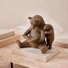 Escultura Ursos Hora da Leitura em Polirresina Marrom
