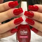 Esmalte vermelho