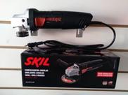 ESMERILADEIRA SKILL 115mm (4 1/2") - 700W ESMERILADEIRA SKILL 115mm (4 1/2") - 700W