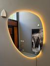 Espelho Decorativo Com Led Orgânico 80x60cm Espelho Decorativo Com Led Orgânico 80x60cm