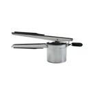 Espremedor de batata em aço inox Oxo 30cm
