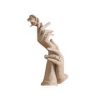 Estatueta de escultura de mão em mão rosa para desktop doméstico