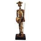 Estatueta decorativa dom quixote c/ lança em resina prata