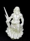 Estatueta Zeus Poder e Estilo em Cada Raio!