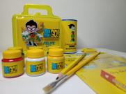 Estojo de tinta, pincel e cofrinho personalizado