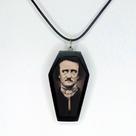 Exclusivo colar caixão arte resinada escritor edgar alan poe Exclusivo colar caixão arte resinada escritor edgar alan poe