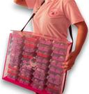 Expositor Acrílico Rosa para 56 Caixinhas com Tampa e Alça - Personalização com Logo