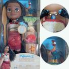 Figura Delux Moana e Heihei c/ Acessório e Som Moana 2 Sunny