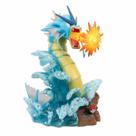 Figura Deluxe Com Luz Gyarados 33 cm Pokémon