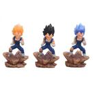 Figura Dragon Ball Z versão Q Vegeta de 11 cm com 3 estilos