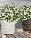 Flores artificiais FERLLY para exterior 12 pacotes brancos