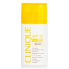 Fluido protetor solar Clinique SPF 50 para rosto - pele sensível