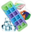 Forma de gelo com 12 cavidades quadradas de silicone 25x11cm