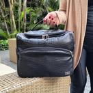 Frasqueira Feminina de Viagem Elegância Preto Croco - Coutre Bolsas Frasqueira Feminina de Viagem Elegância Preto Croco - Coutre Bolsas