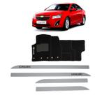 Friso Lateral Branco Cruze + Tapete Bordado