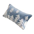 Fronha de veludo azul e branco com padrão de árvore 30x50cm Fronha de veludo azul e branco com padrão de árvore 30x50cm