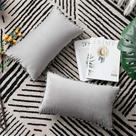 Fronhas DEZENE, veludo cinza claro, 30x50cm, pacote com 2 Fronhas DEZENE, veludo cinza claro, 30x50cm, pacote com 2