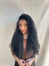 Front Lace peruca Wig Bio Fibra Premium cacheada Preta cor 1b 65cm Front Lace peruca Wig Bio Fibra Premium cacheada Preta cor 1b 65cm