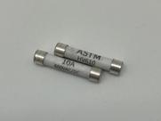 Fusível cerâmico HV610 10A 600VAC/DC 6x32mm para multímetros, 2 unidades Fusível cerâmico HV610 10A 600VAC/DC 6x32mm para multímetros, 2 unidades