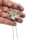 Garfo para Cabelo Prateado com Flor Pérolas e Pedra