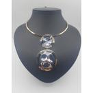 Gargantilha detalhes em rhodium banhada a ouro 18k