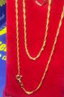 Gargantilha Torcida Ouro18 Kilates Peso 1.90 Gramas 50 cm 0.5 mm