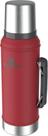 Garrafa termica classic matte red 940ml stanley 8074 Garrafa termica classic matte red 940ml stanley 8074