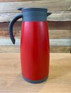 Garrafa Térmica vermelha parede dupla 1,5 l Garrafa Térmica vermelha parede dupla 1,5 l
