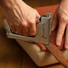 Grampeador Manual Profissional para Moveis Vonder