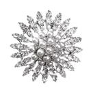 Grande strass pérola floco de neve broches natal neve broche cristal pino feminino moda jóias