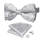 Gravata borboleta DiBangu Silver White Silk Paisley com bolso quadrado