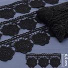 Guipir Flor 6,50 cm Preto - Ref. 432806 13,7 Metros - Círculo Guipir Flor 6,50 cm Preto - Ref. 432806 13,7 Metros - Círculo