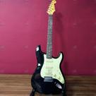 Guitarra Strato Vintage SX SST62 Preta com Escudo Mint Green + Bag/Capa Original - SX
