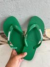 Havaianas top verde pátria+ pingente placa branca