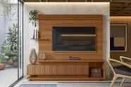 Home Istambul Painel P/ TVs Até 65'' 2 Portas Nichos e Prateleiras - Jequitiba Ripado
